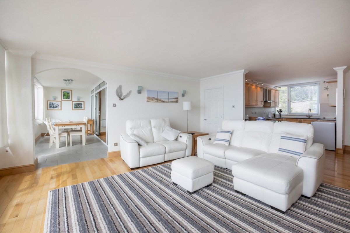 Kilmorie Ilsham Marine Drive Property for Sale in Torquay John Couch